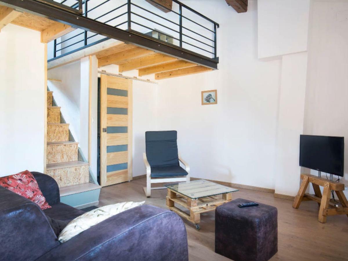 Appartamento Duplex Sous Les Toits Palau-del-Vidre Esterno foto